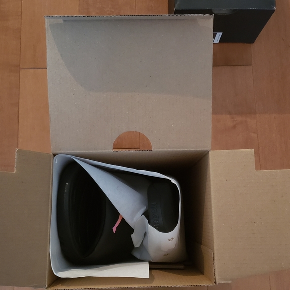 Nike slides - Picture 3 of 3